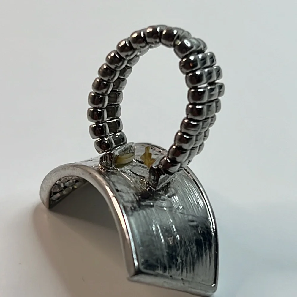 Artsy Bling Curl Ring | Clear Rhinestones